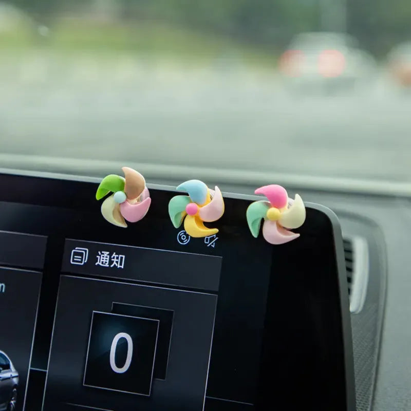 Creative Rotating Mini Windmill Decorations Car Dashboard Ladies Cute Resin Decorations Modern Style Small Gadget Ornaments