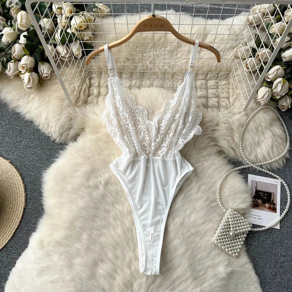 Leopard-Print V-Neck Lace Bodysuit