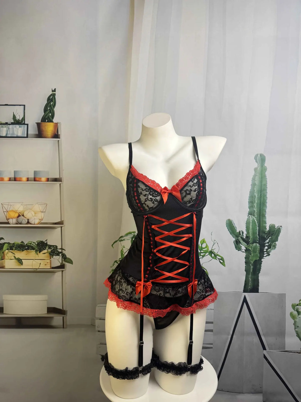 Women Sexy Lace Bow Erotic Set Thin Embroidery Lingerie Top Thong Set Underwear Pornos Suit Sexy Costumes