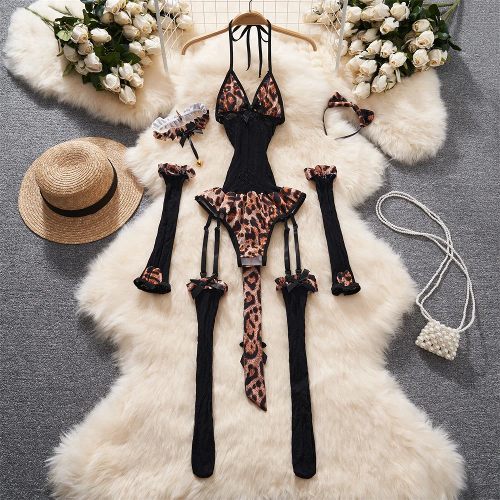Leopard-Print V-Neck Lace Bodysuit