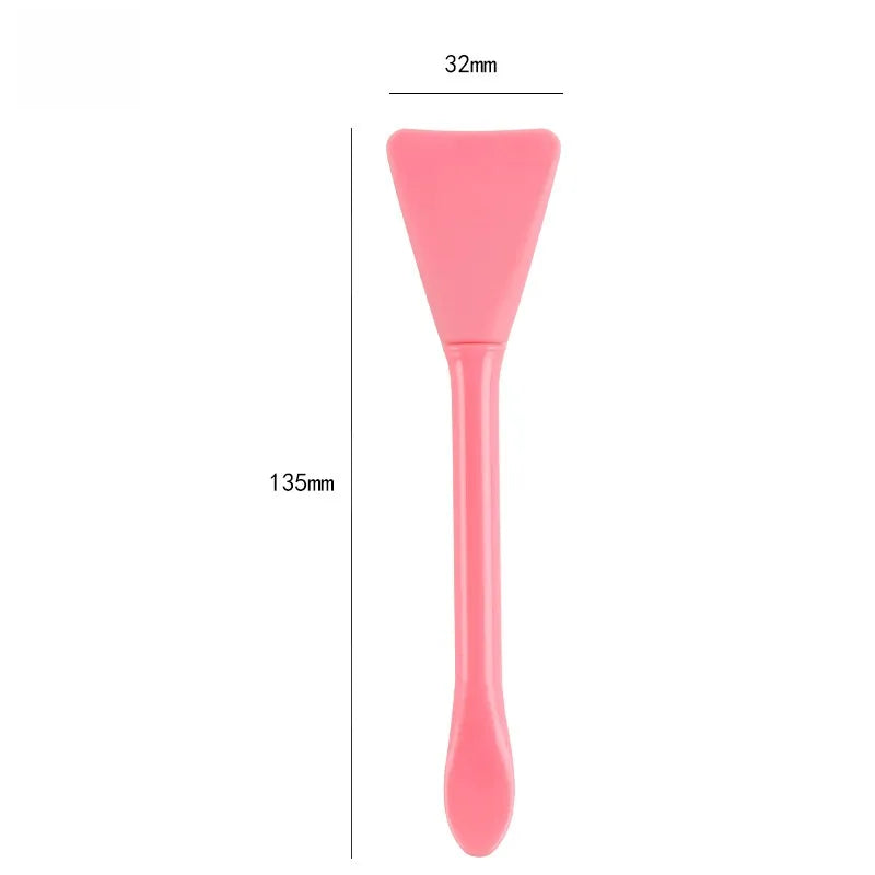 Mask Brushes Made of Silica Gel for Smooth and Easy Application of Facial Masks