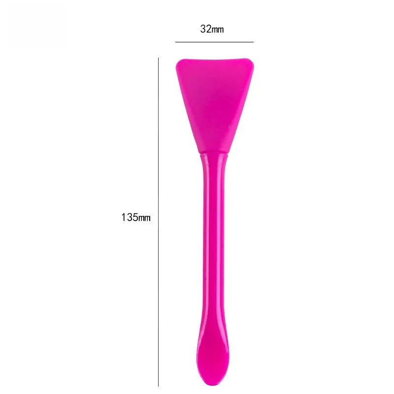Mask Brushes Made of Silica Gel for Smooth and Easy Application of Facial Masks